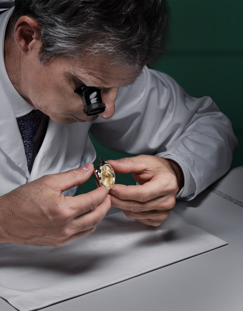 Uhren Schmiemann | Rolex - Wartung Ihrer Rolex - Verfahren