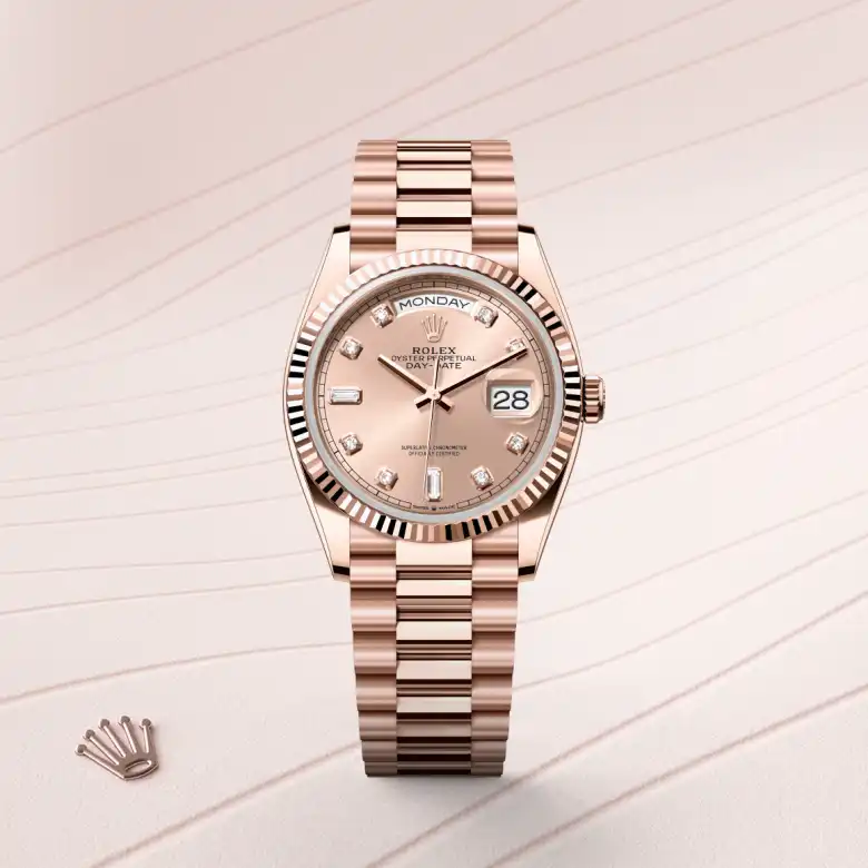 Rolex Day-Date in 18 Karat Everose-Gold, M128235-0009-4 – Uhren Schmiemann