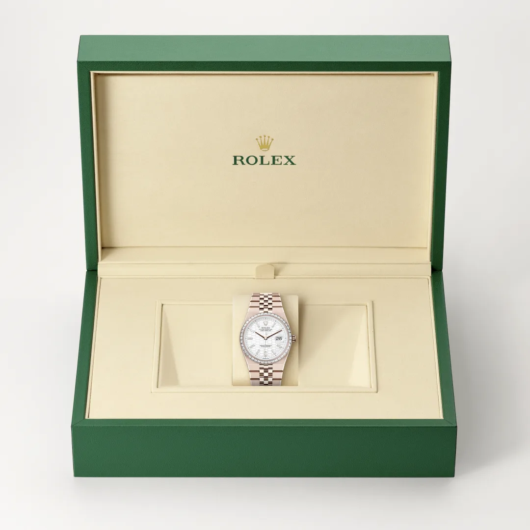 Rolex Land-Dweller in 18 Karat Everose-Gold, M127285TBR-0002-5 – Uhren Schmiemann