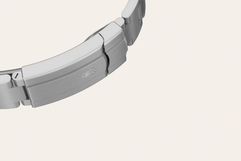 Rolex Oyster Perpetual in Rolesor gelb (Kombination aus Edelstahl Oystersteel und Gelbgold), M134303-0001-14 – Uhren Schmiemann