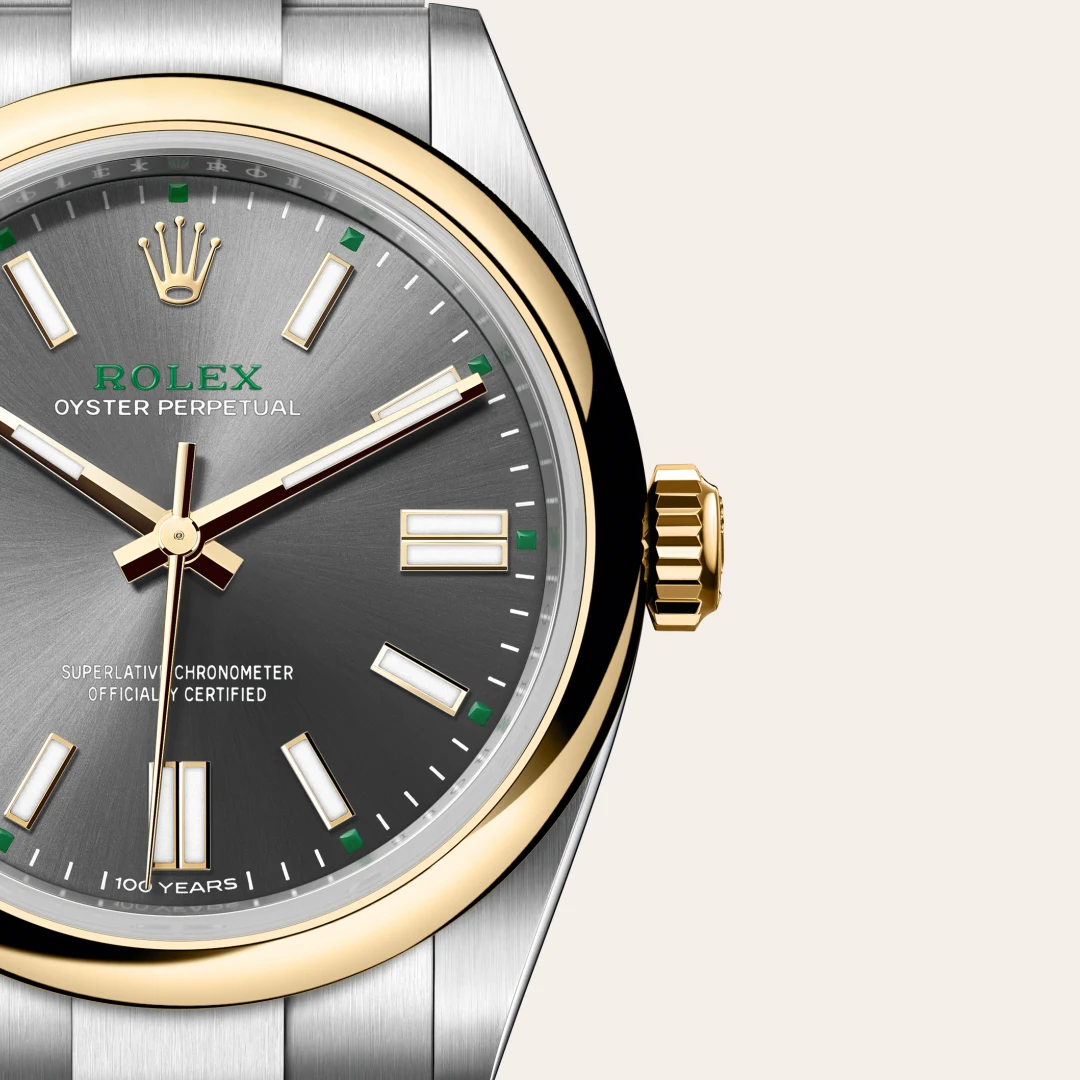 Rolex Oyster Perpetual in Rolesor gelb (Kombination aus Edelstahl Oystersteel und Gelbgold), M134303-0001-7 – Uhren Schmiemann
